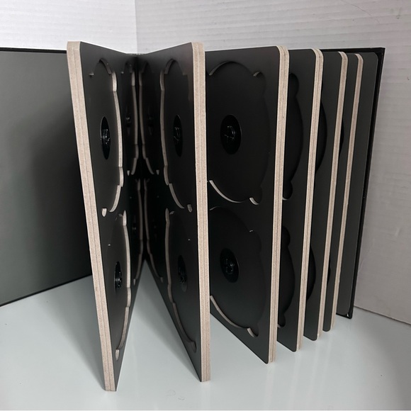 Fellowes 48 CDs/DVDs media storage binder - Picture 4 of 8